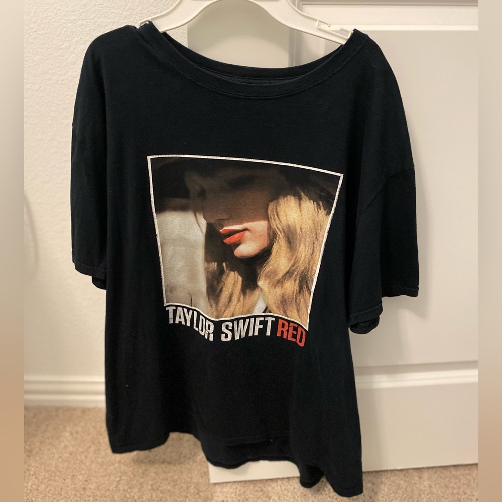 Taylor Swift Red Tour 2013 Shirt